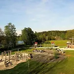 In Mit Garten Und Seeblick By Interhome *