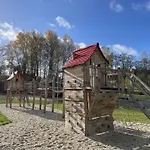 In Mit Garten Und Seeblick By Interhome Ferienhaus *
